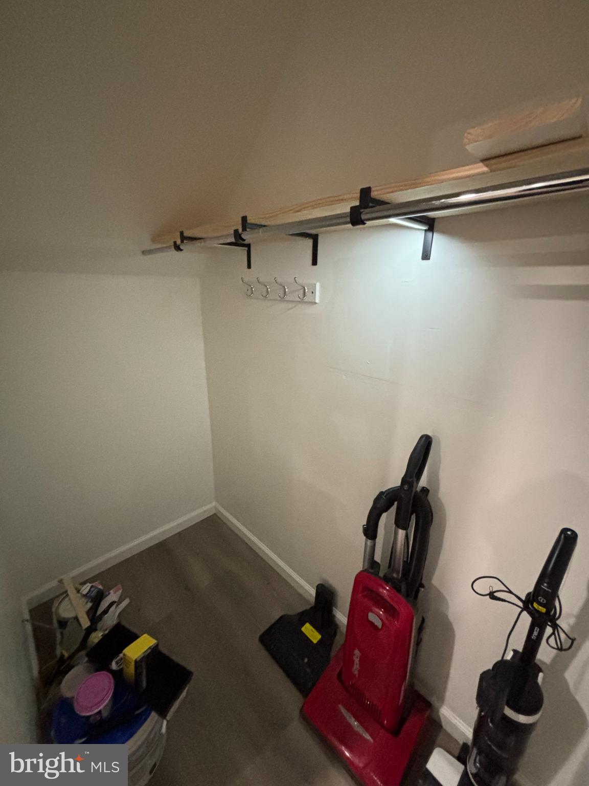 DOYLESTOWN COMMONS - Residential Lease