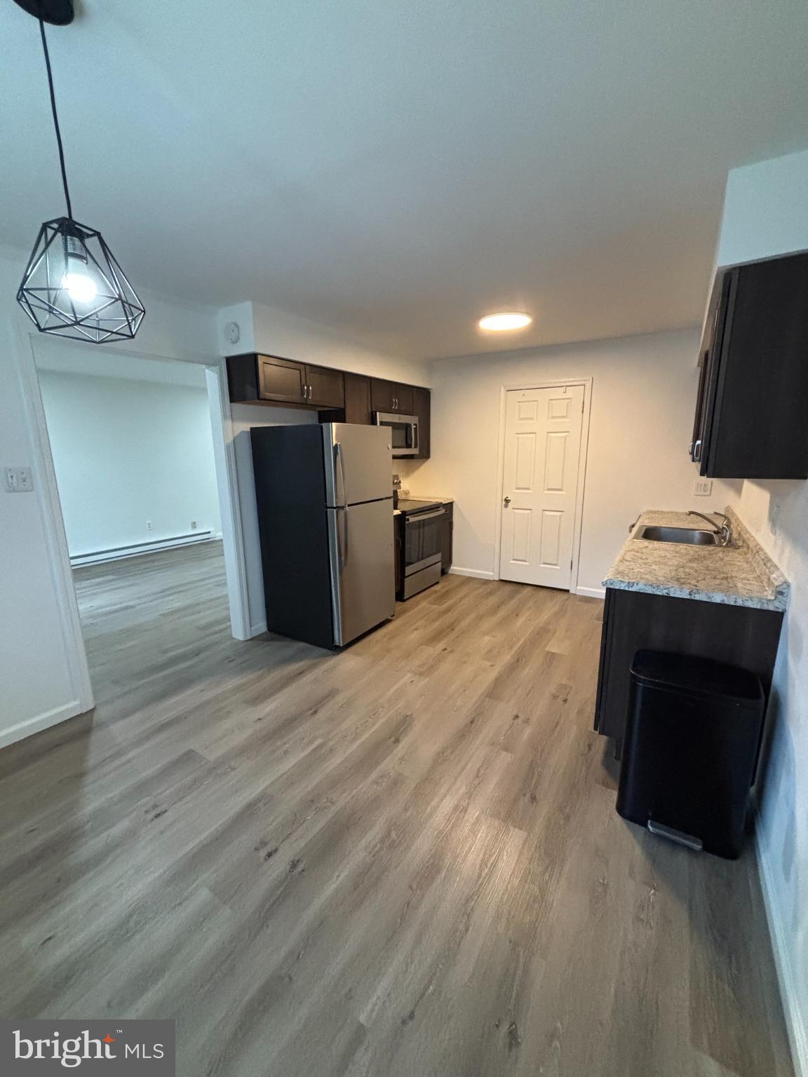 DOYLESTOWN COMMONS - Residential Lease