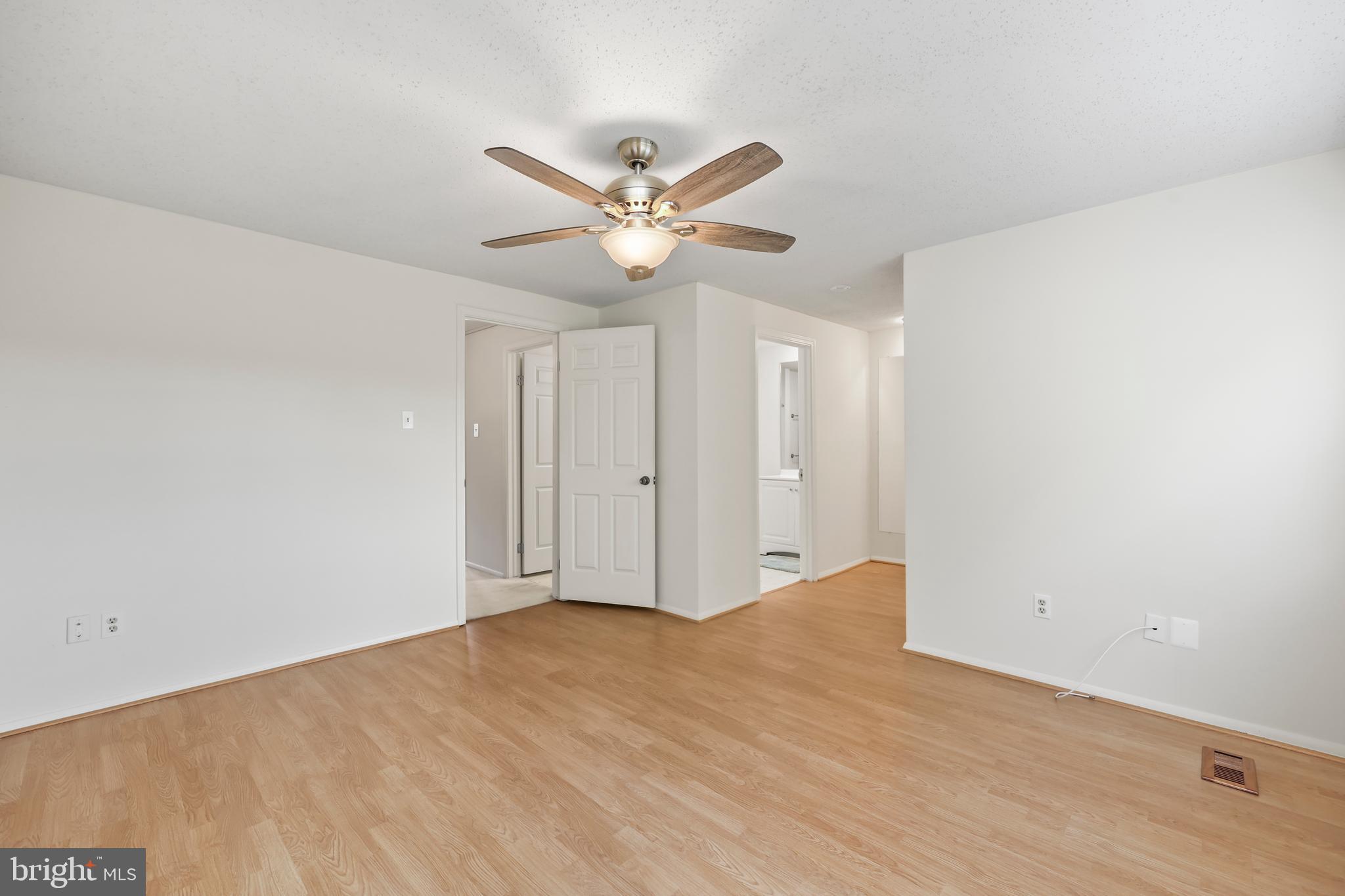 TARTAN VILLAGE - Residential