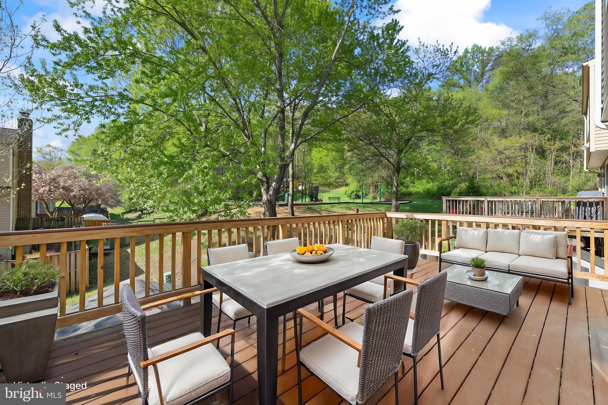 TARTAN VILLAGE - Residential