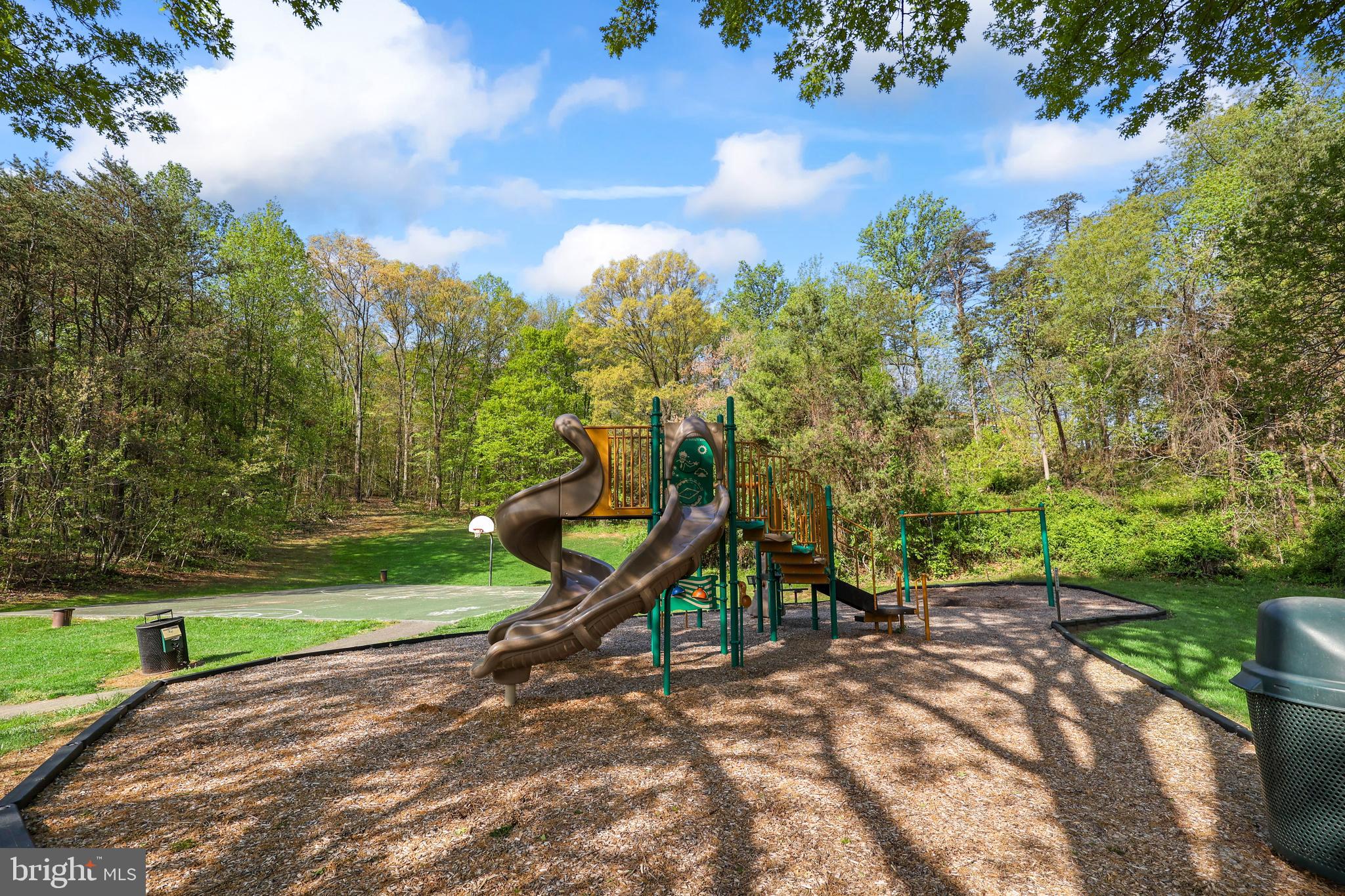 TARTAN VILLAGE - Residential