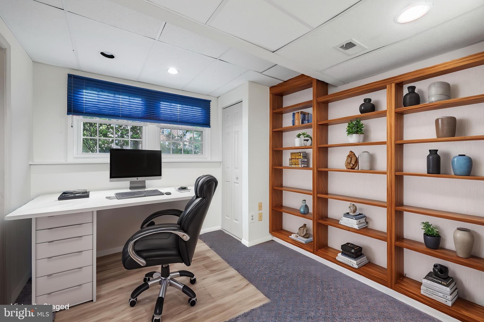 TARTAN VILLAGE - Residential