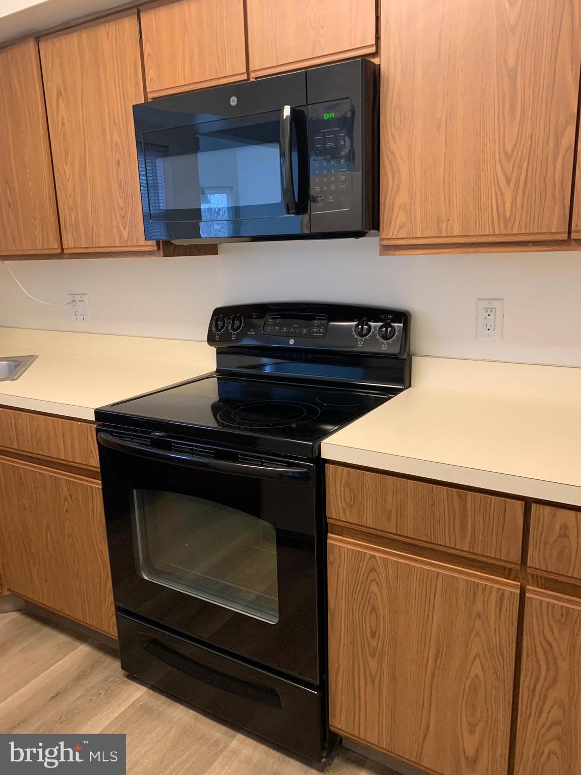 TAMERLANE - Residential Lease