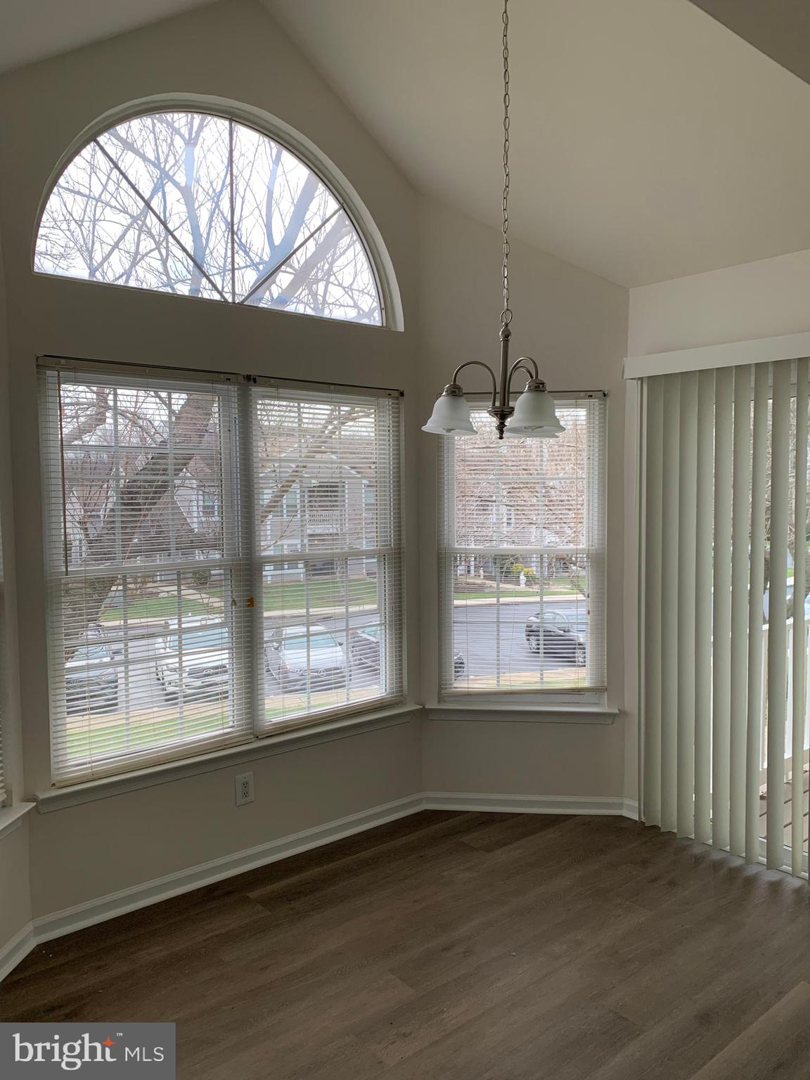 TAMERLANE - Residential Lease