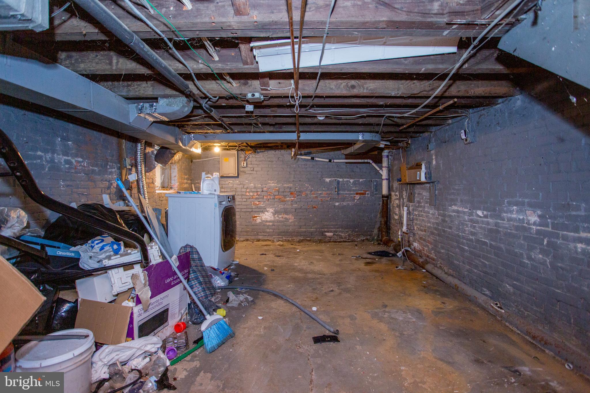 COLLINGDALE - Residential