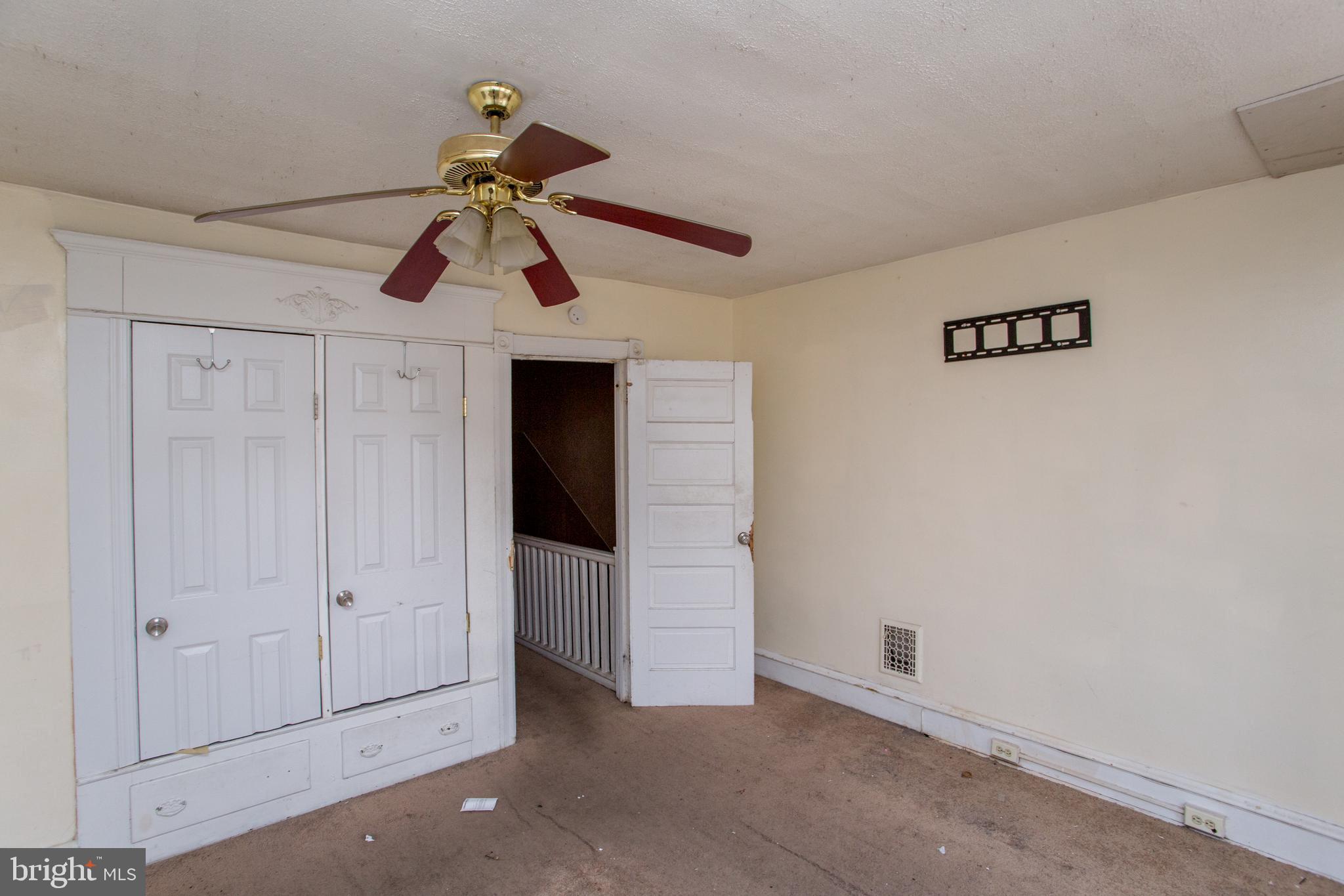 COLLINGDALE - Residential