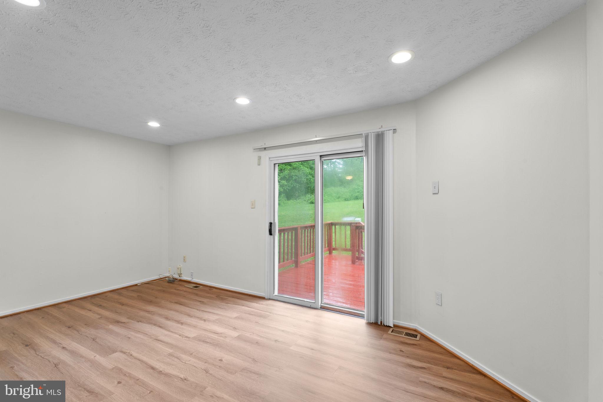 LIBERTY HEIGHTS - Residential