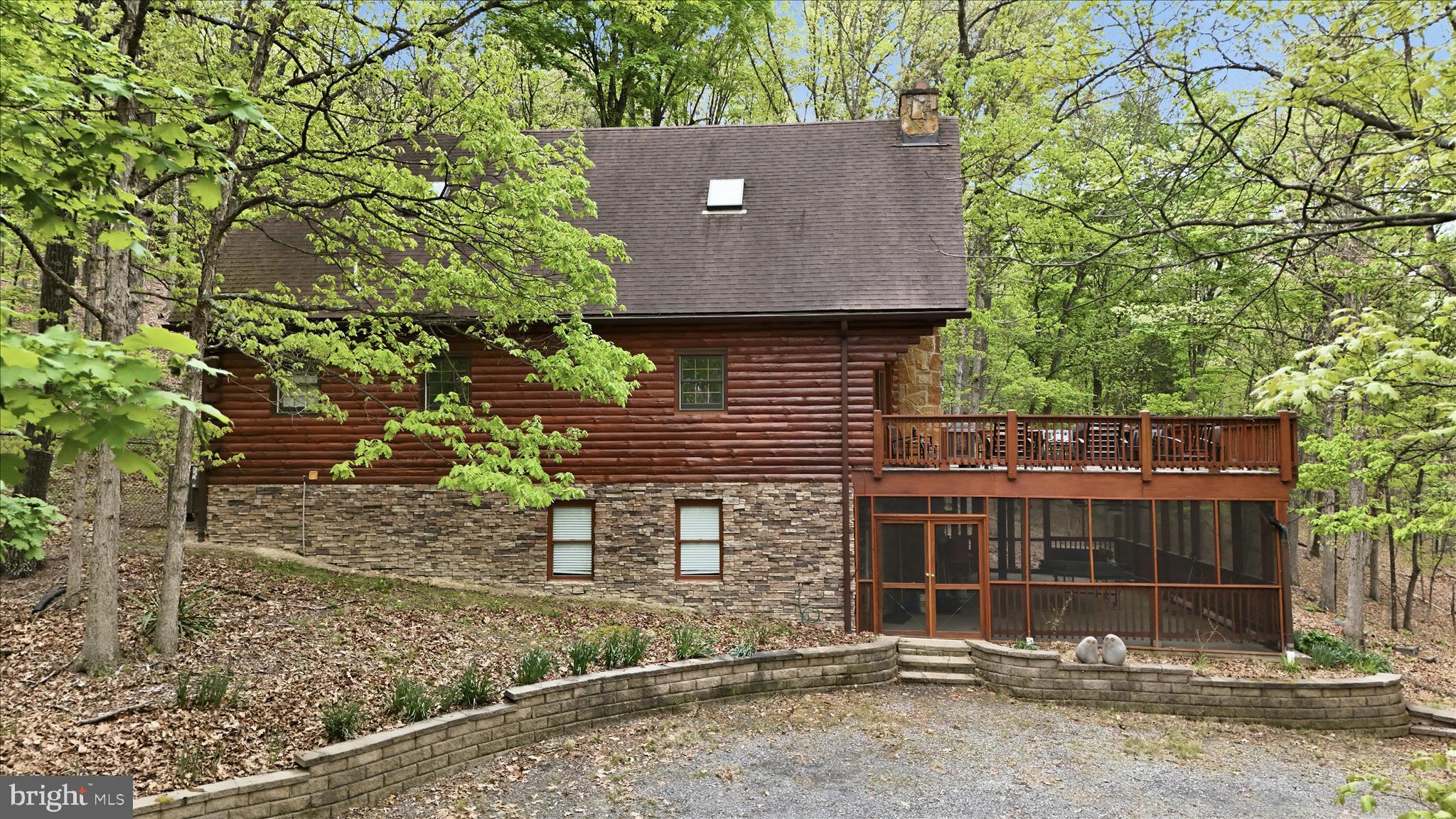355 HEMLOCK COURT