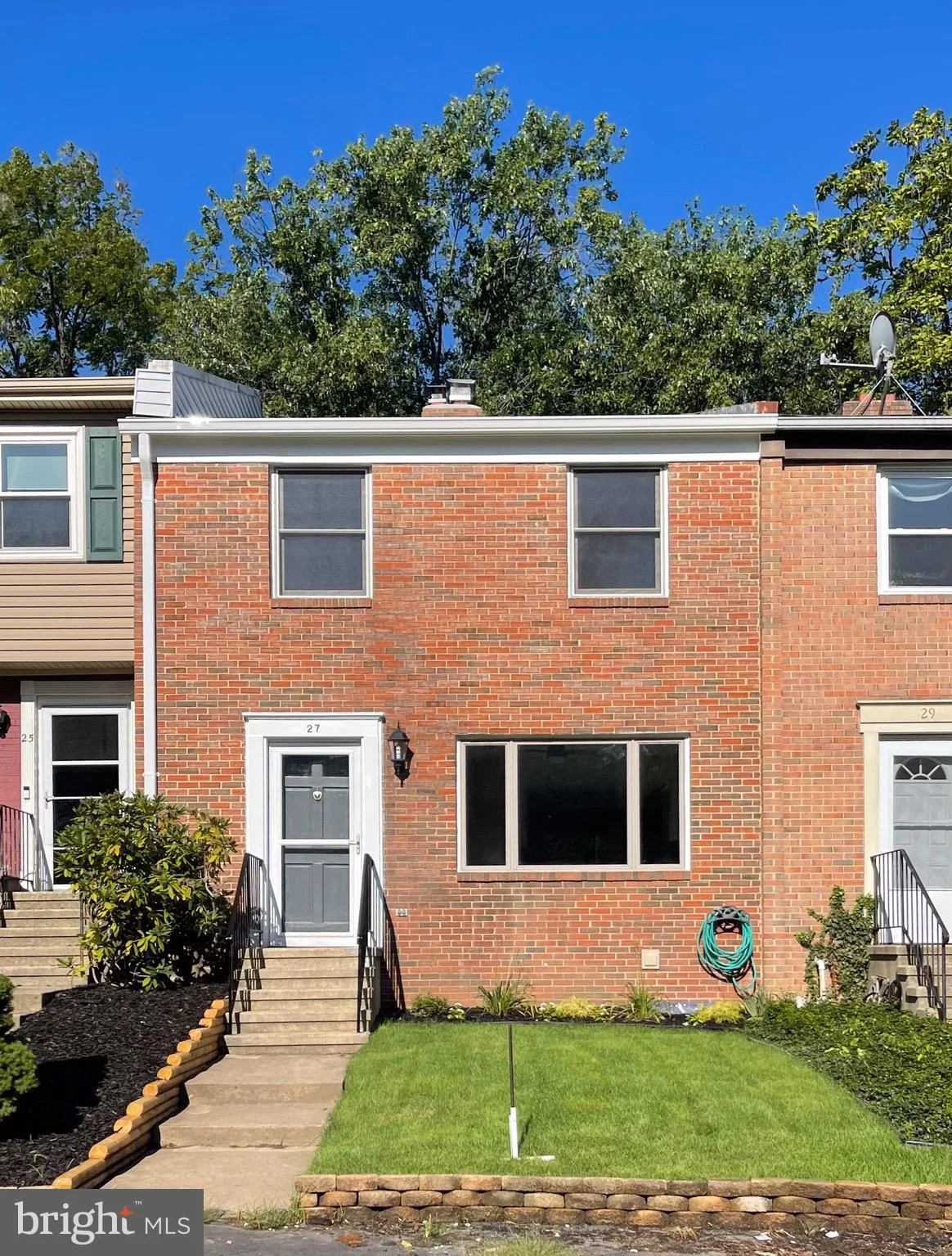 27 Sydnor Street, Hamilton, VA 20158