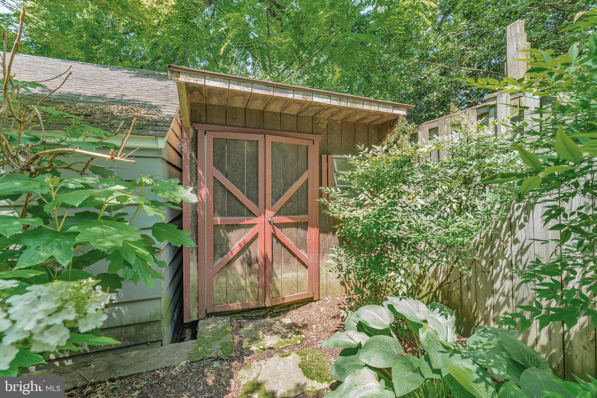 HUNTINGTON TERRACE - Residential
