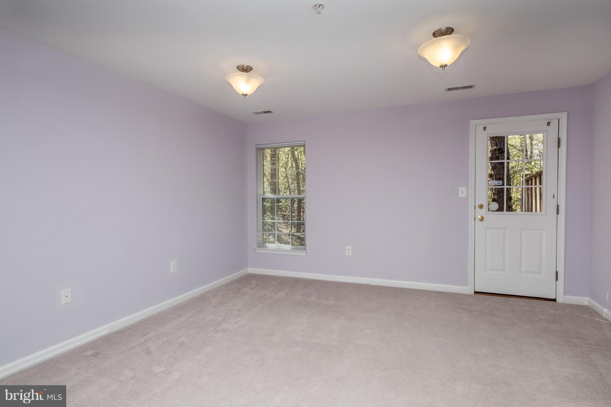 RUSSETT - Residential