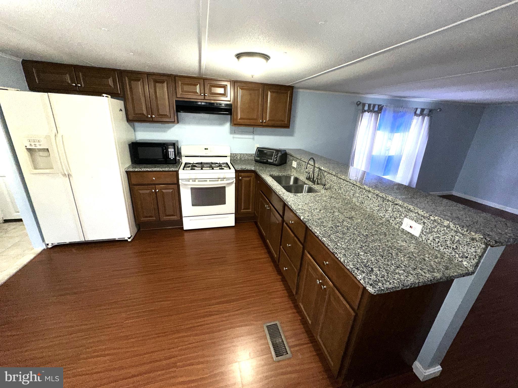 GRANITE MOBILE HOME PARK - Residential