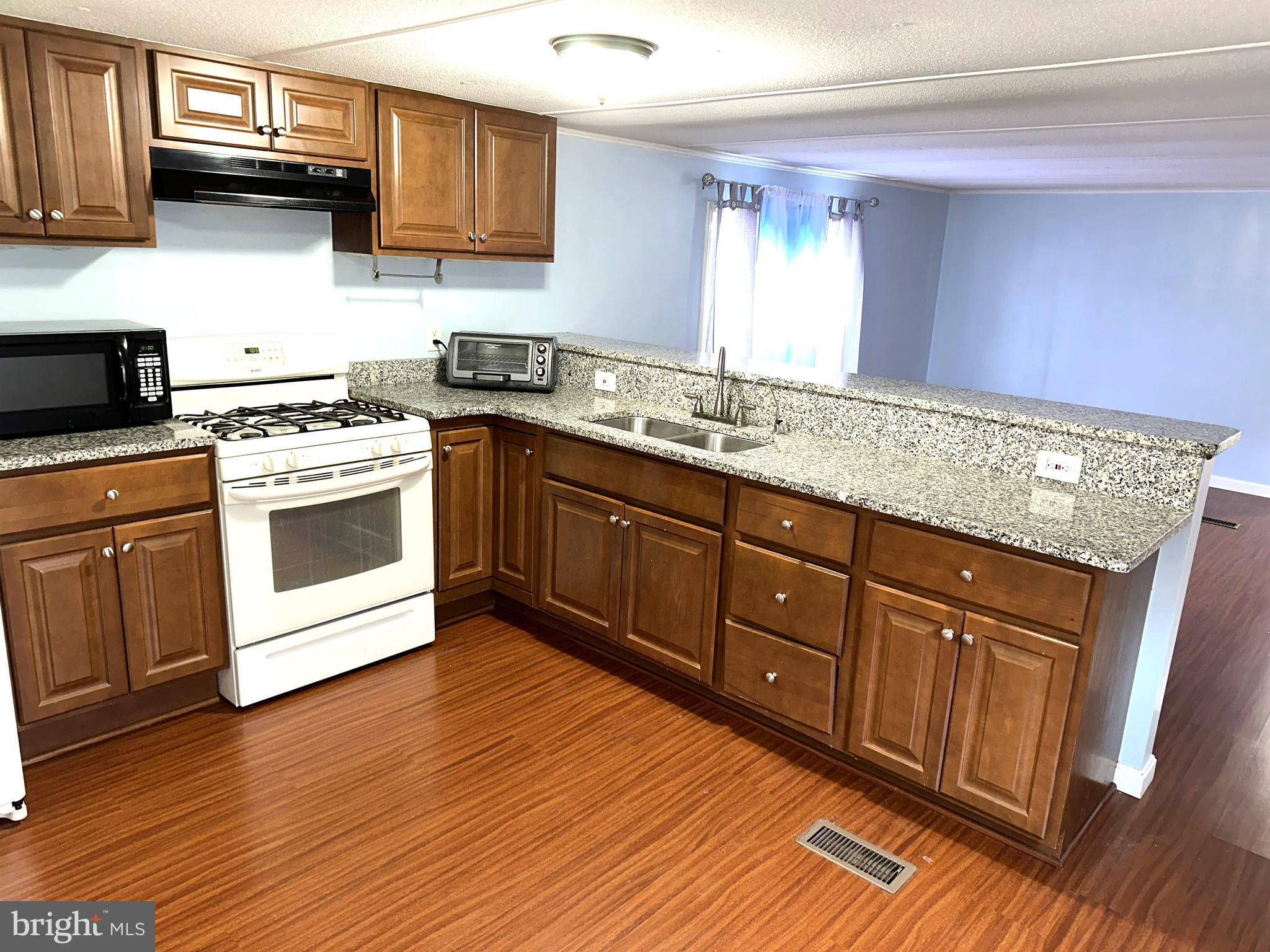 GRANITE MOBILE HOME PARK - Residential