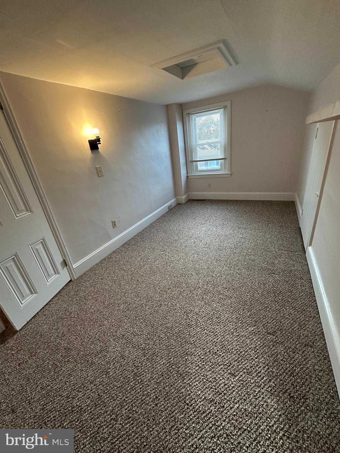 BELMONT HILLS - Residential Lease