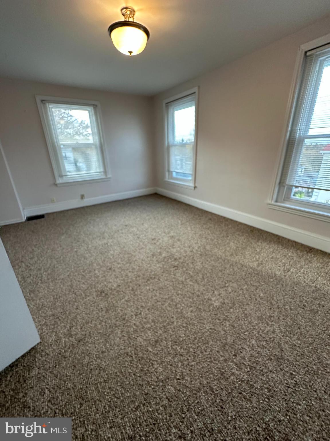 BELMONT HILLS - Residential Lease