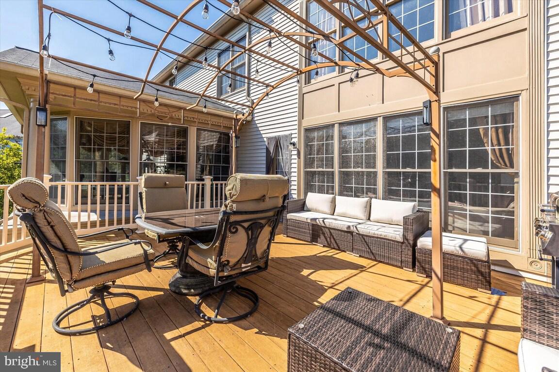 BROWNSTOWN ESTATES - Residential