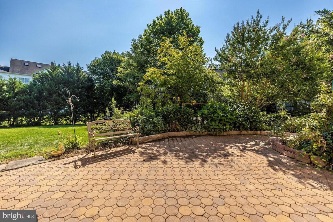 BROWNSTOWN ESTATES - Residential