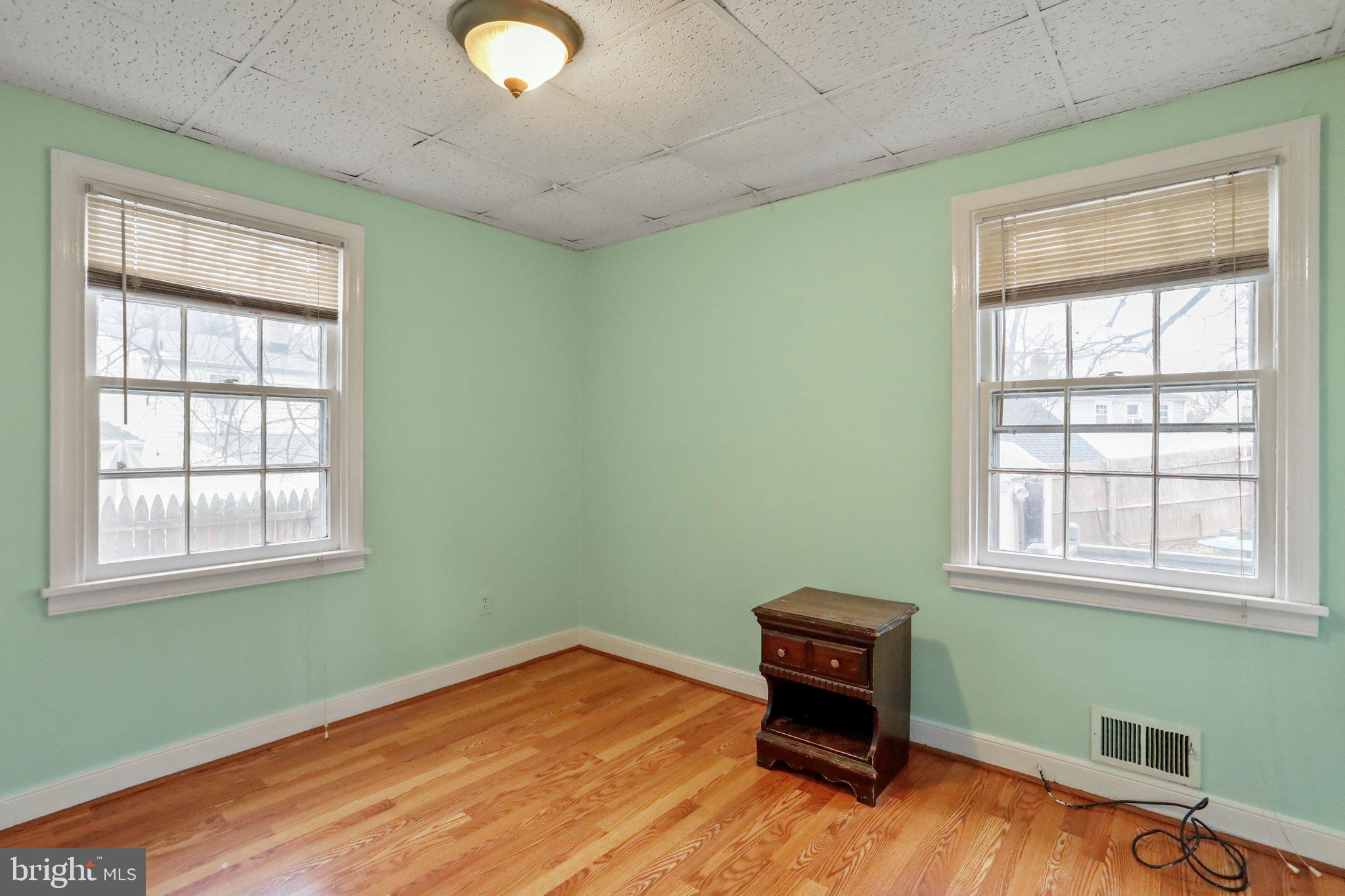 GLENMONT FOREST - Residential