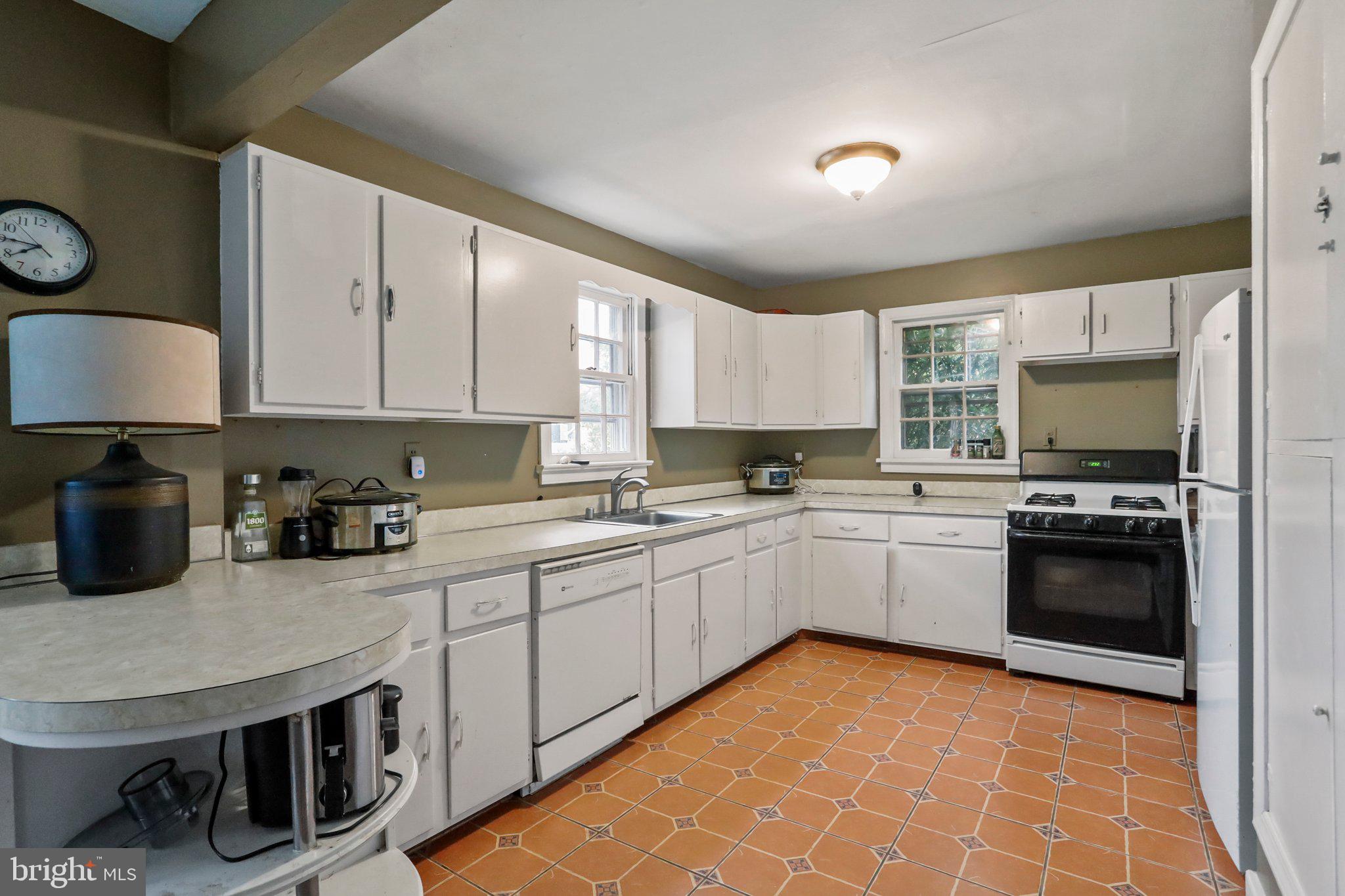 GLENMONT FOREST - Residential