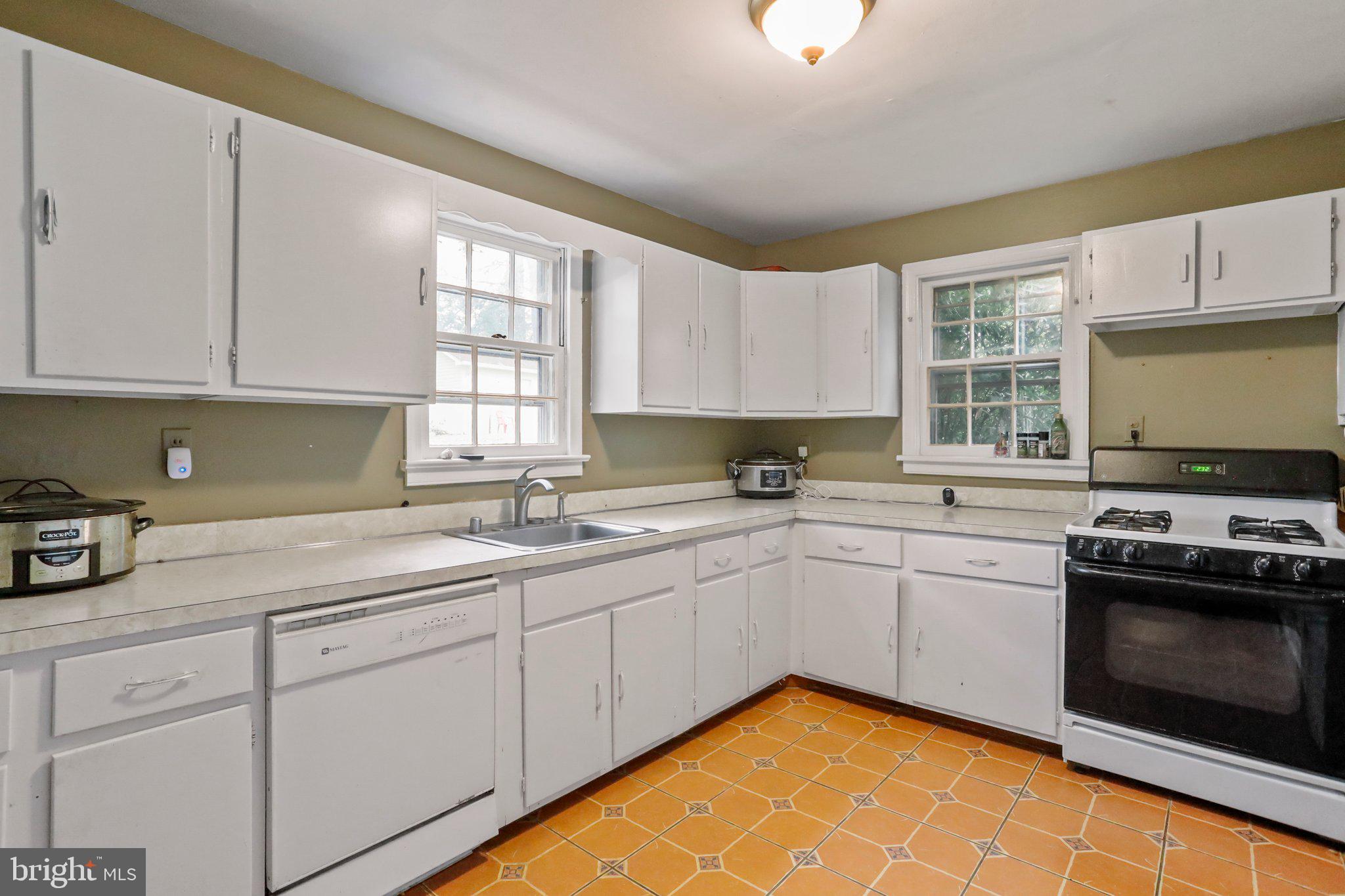 GLENMONT FOREST - Residential