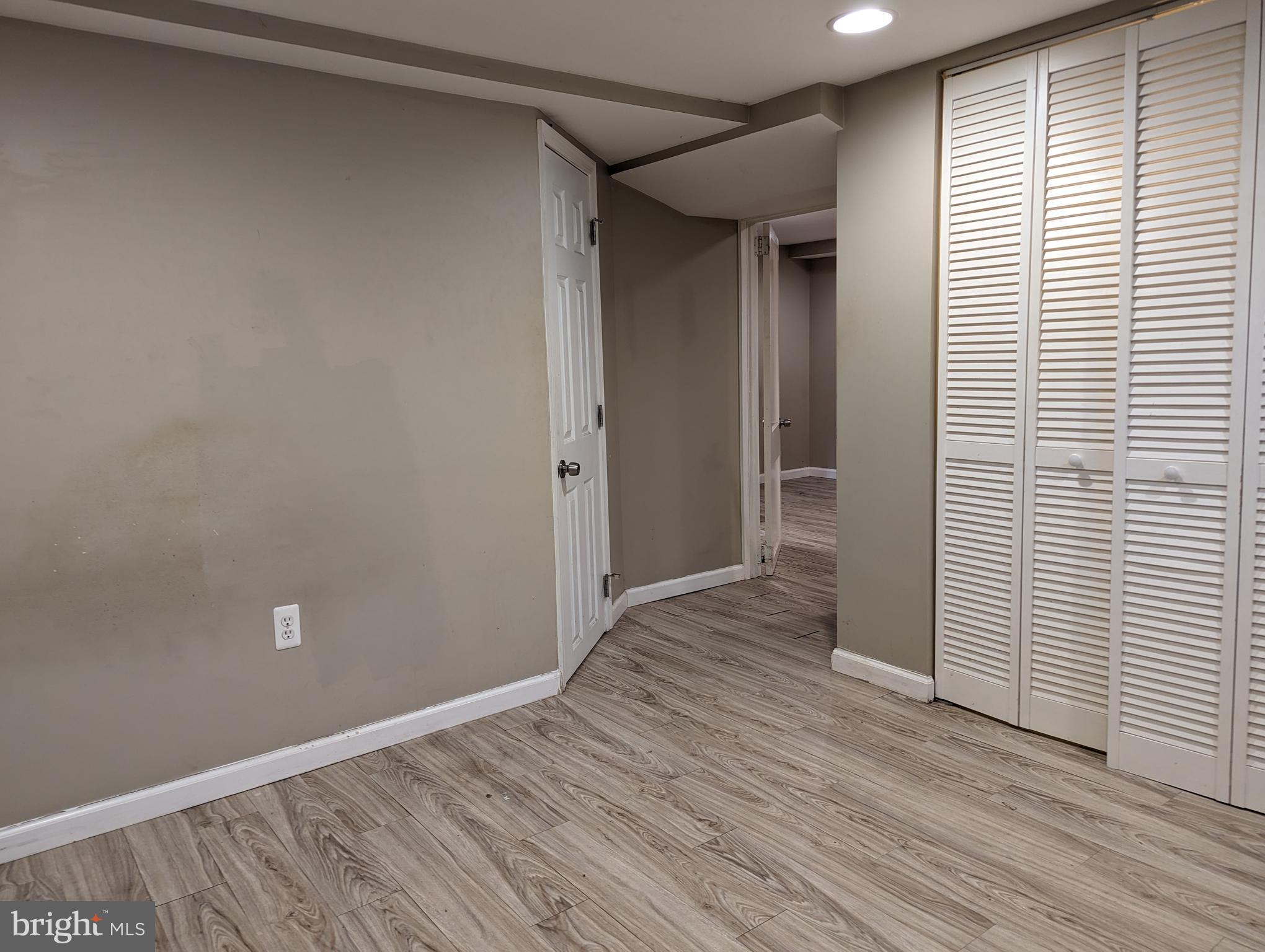 GLENMONT FOREST - Residential