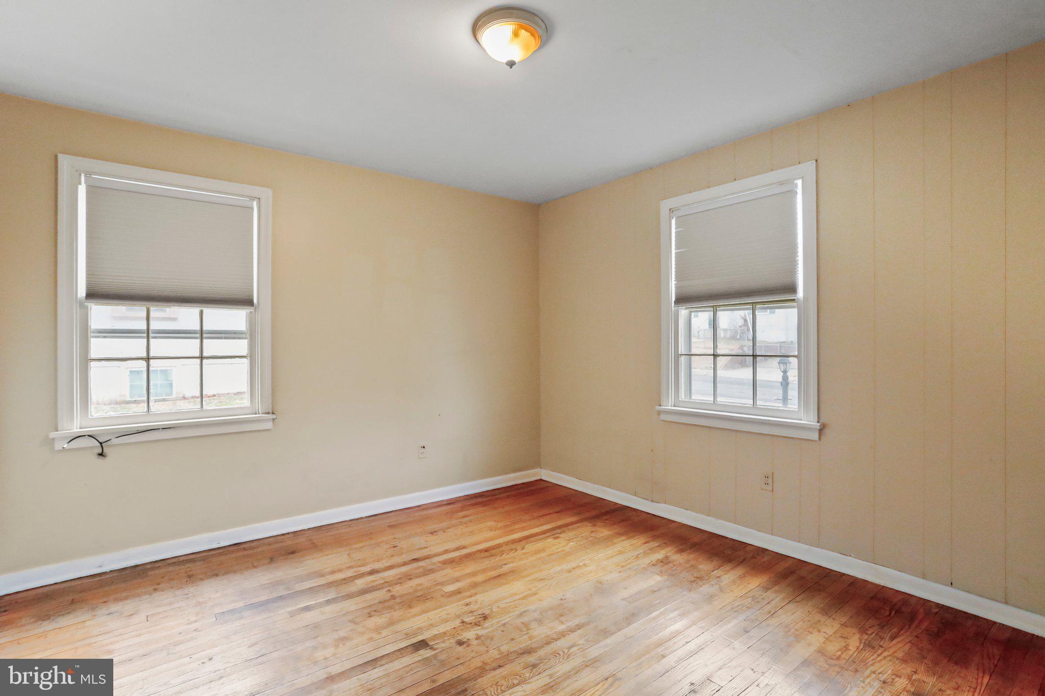 GLENMONT FOREST - Residential