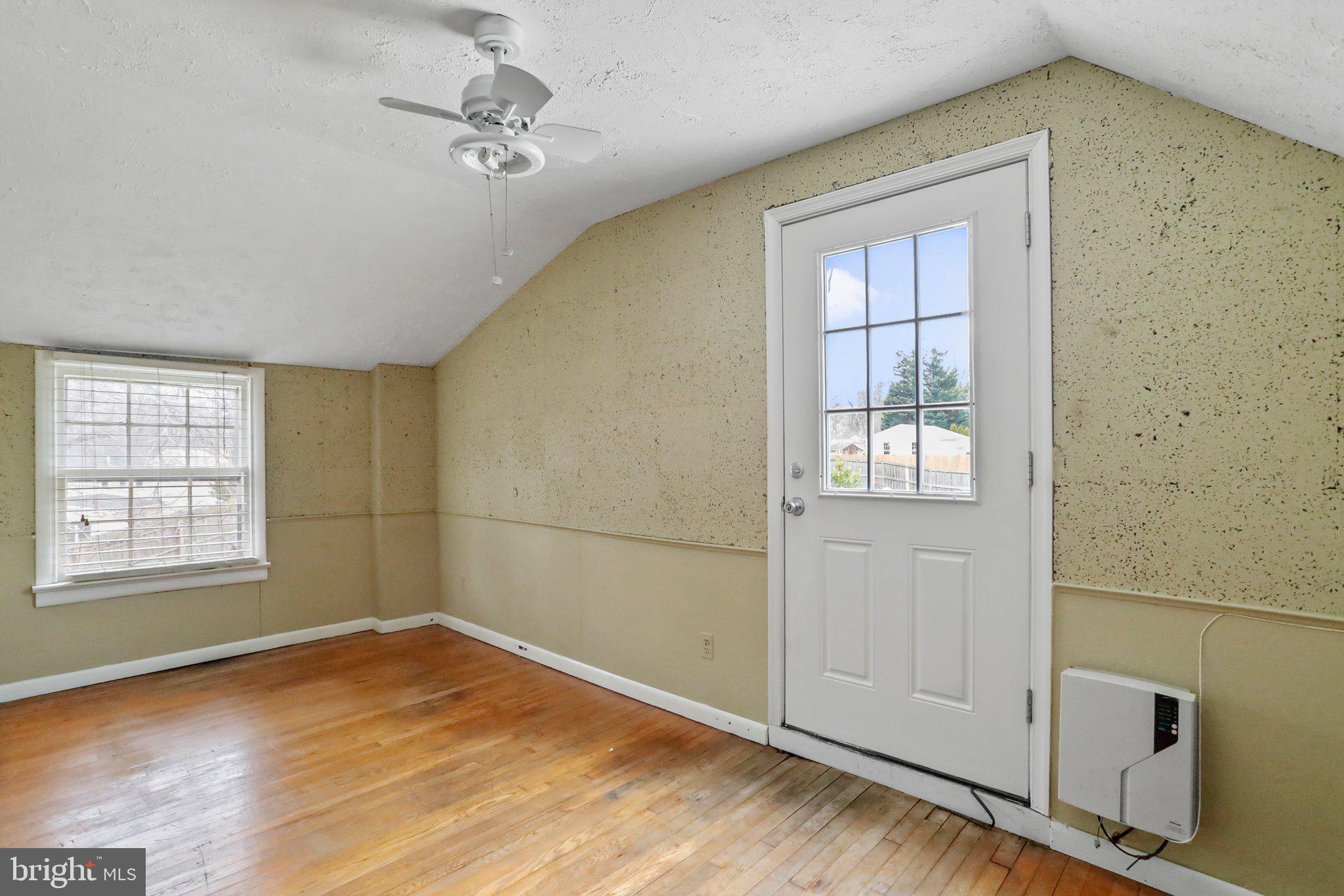 GLENMONT FOREST - Residential