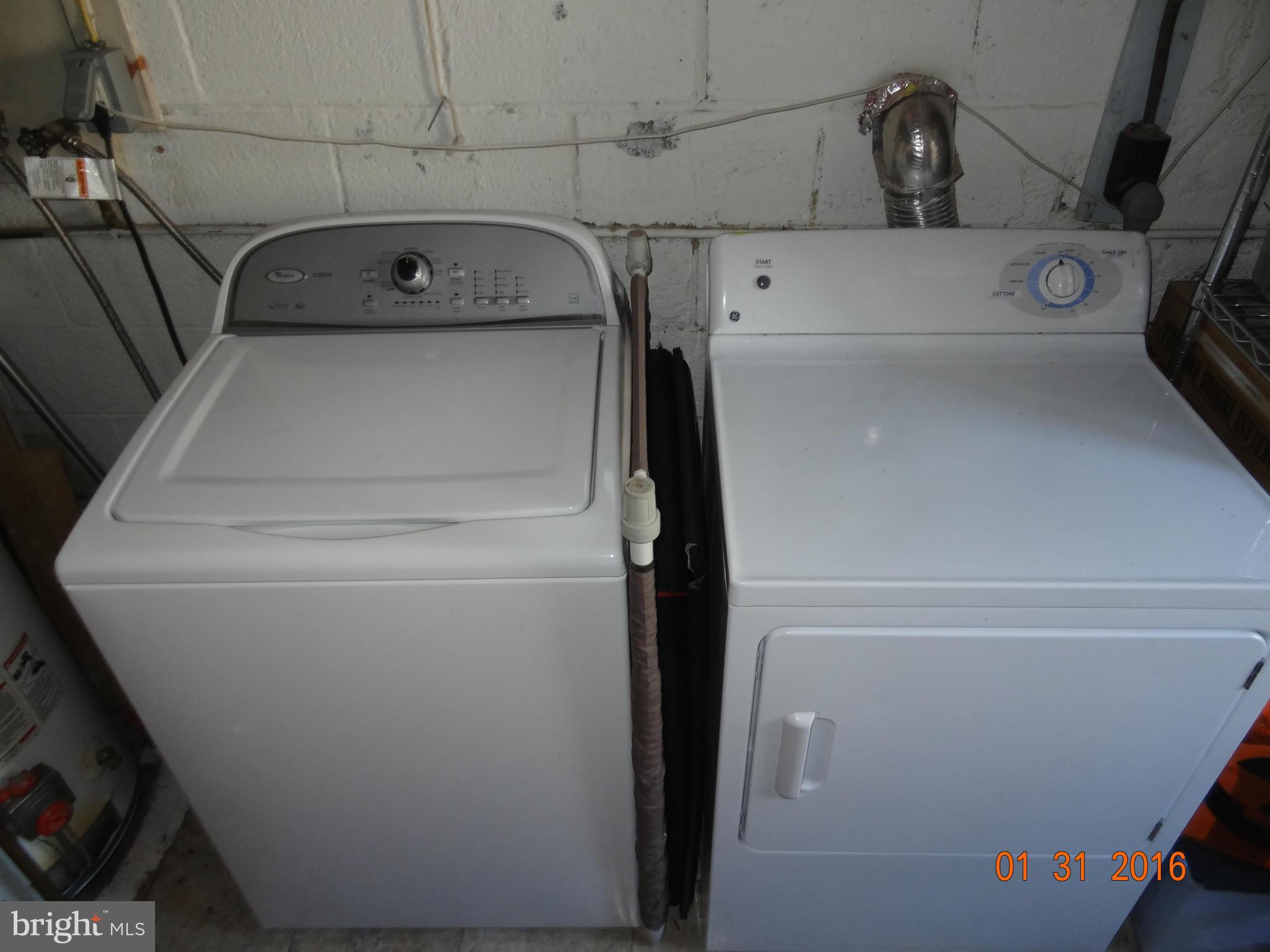 HALLMARK MANOR/WESTGATE - Residential