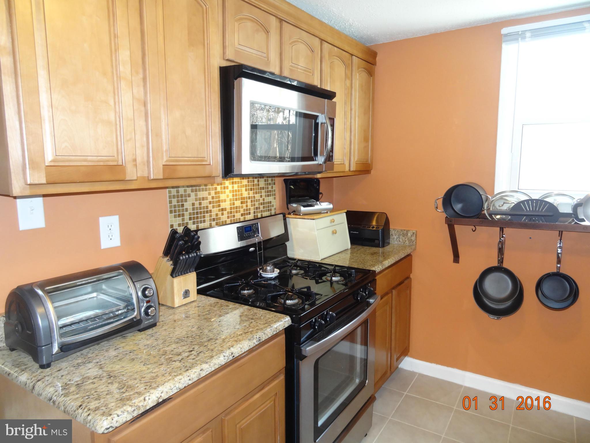 HALLMARK MANOR/WESTGATE - Residential