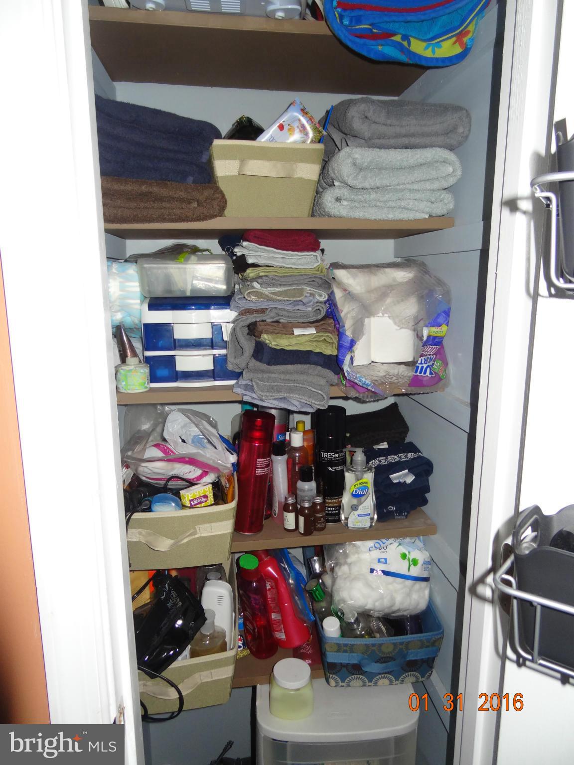 HALLMARK MANOR/WESTGATE - Residential