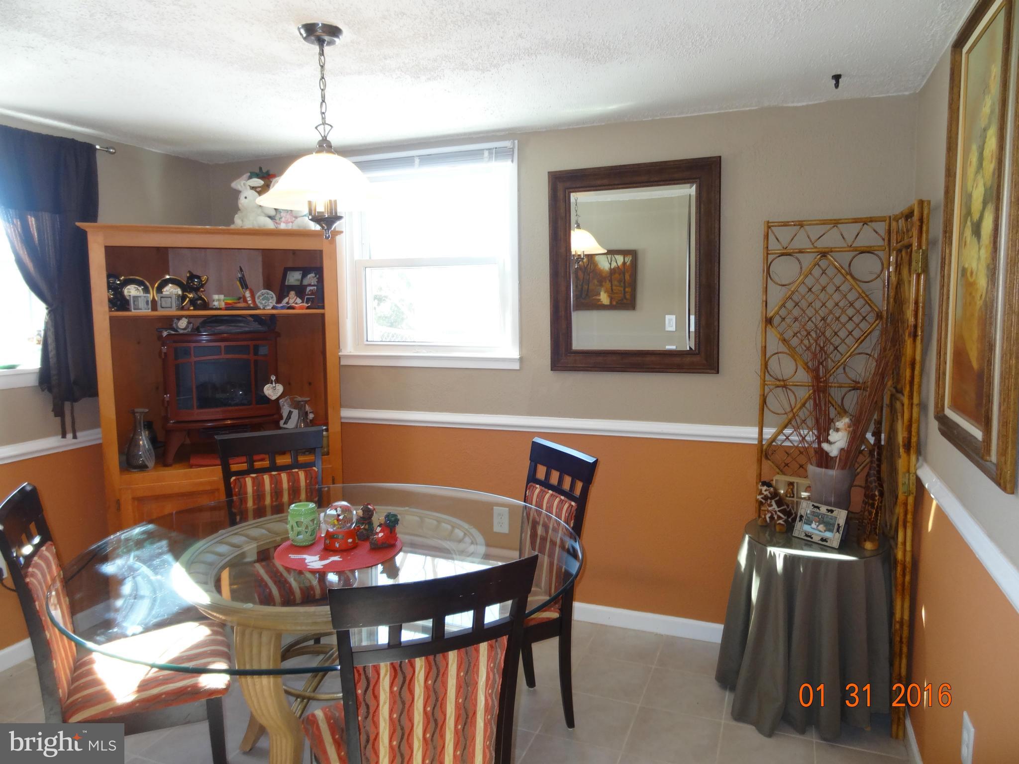 HALLMARK MANOR/WESTGATE - Residential