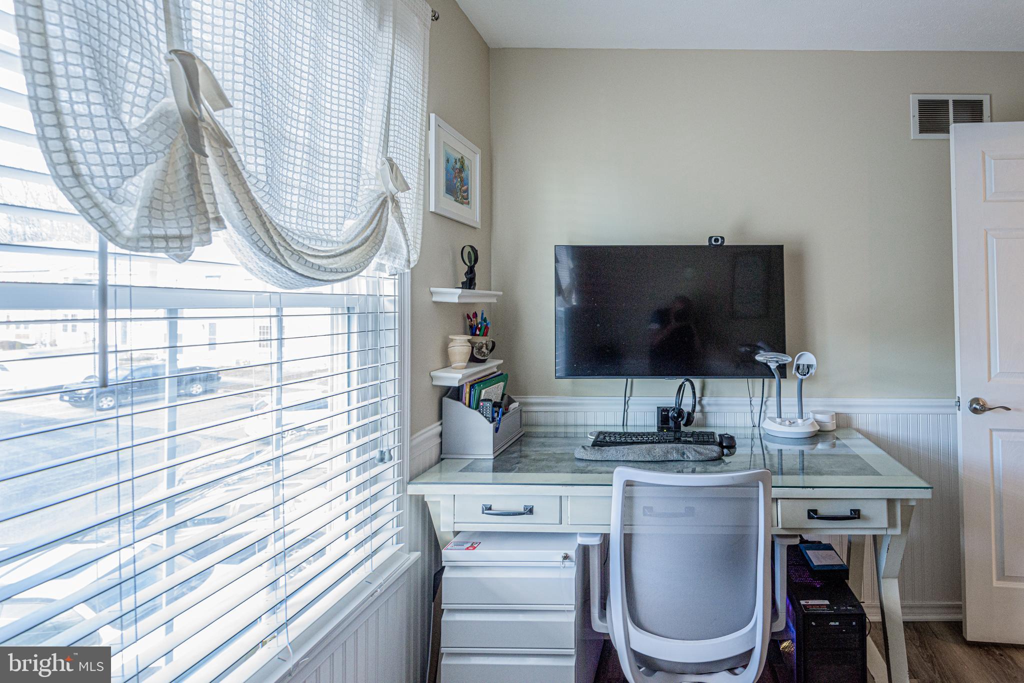 FURNACE HILLS - Residential