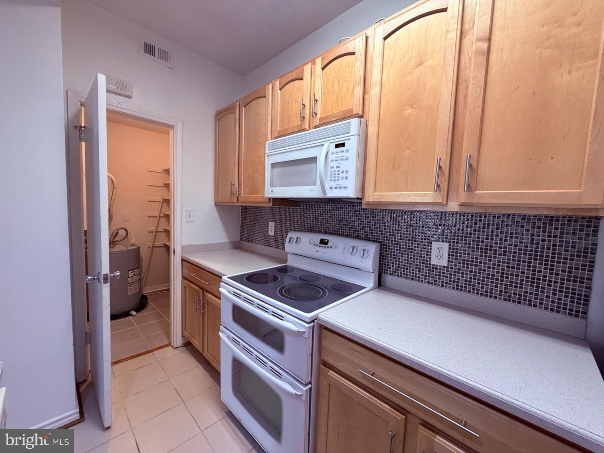12152 PENDERVIEW TERRACE 1304