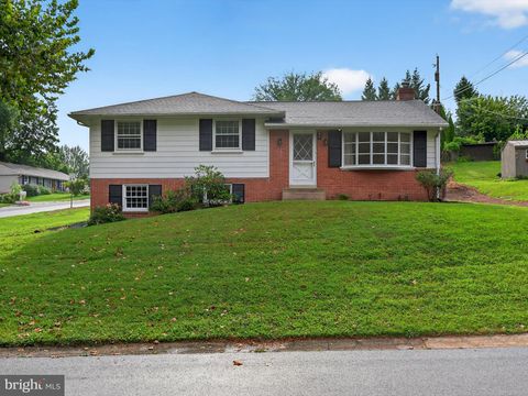880 CORVAIR ROAD LANCASTER PA 17601
