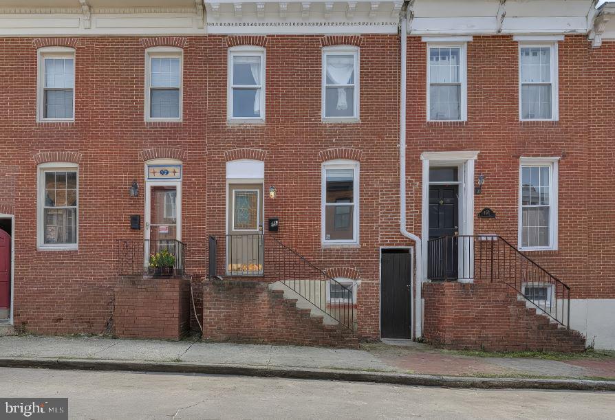 Historic Charm Meets Modern Living in the Heart of Federal Hill
Experience the perfect blend of character and comfort in this beautifully maintained 2-bedroom, 1-bathroom townhome, ideally located in the heart of Federal Hill. The open-concept living and dining area welcomes you with historic refinished hardwood floors, exposed brick walls, thoughtfully designed built-in shelving, and a stylish built-in bar with fridge—ideal for entertaining.
The eat-in kitchen features abundant cabinetry, ample counter space, and exposed brick accents, with French doors that open to a private rear patio—perfect for al fresco dining or morning coffee. Upstairs, you'll find two light-filled bedrooms and a spacious full bath with a vanity and tub/shower combination.
Additional highlights include in-unit laundry and an unfinished basement offering excellent storage or potential for future use. Enjoy the unbeatable walkability to the Inner Harbor, Cross Street Market, stadiums, and Riverside Park—plus a vibrant array of shops and dining just steps from your door.
Don’t miss this opportunity to own a charming home in one of Baltimore’s most beloved neighborhoods!