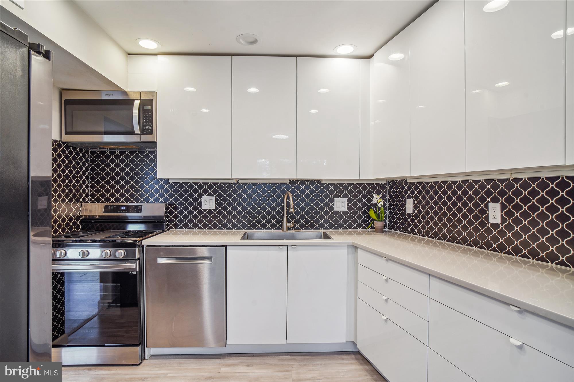 NORTH CREEK PLACE CODM - Residential Lease