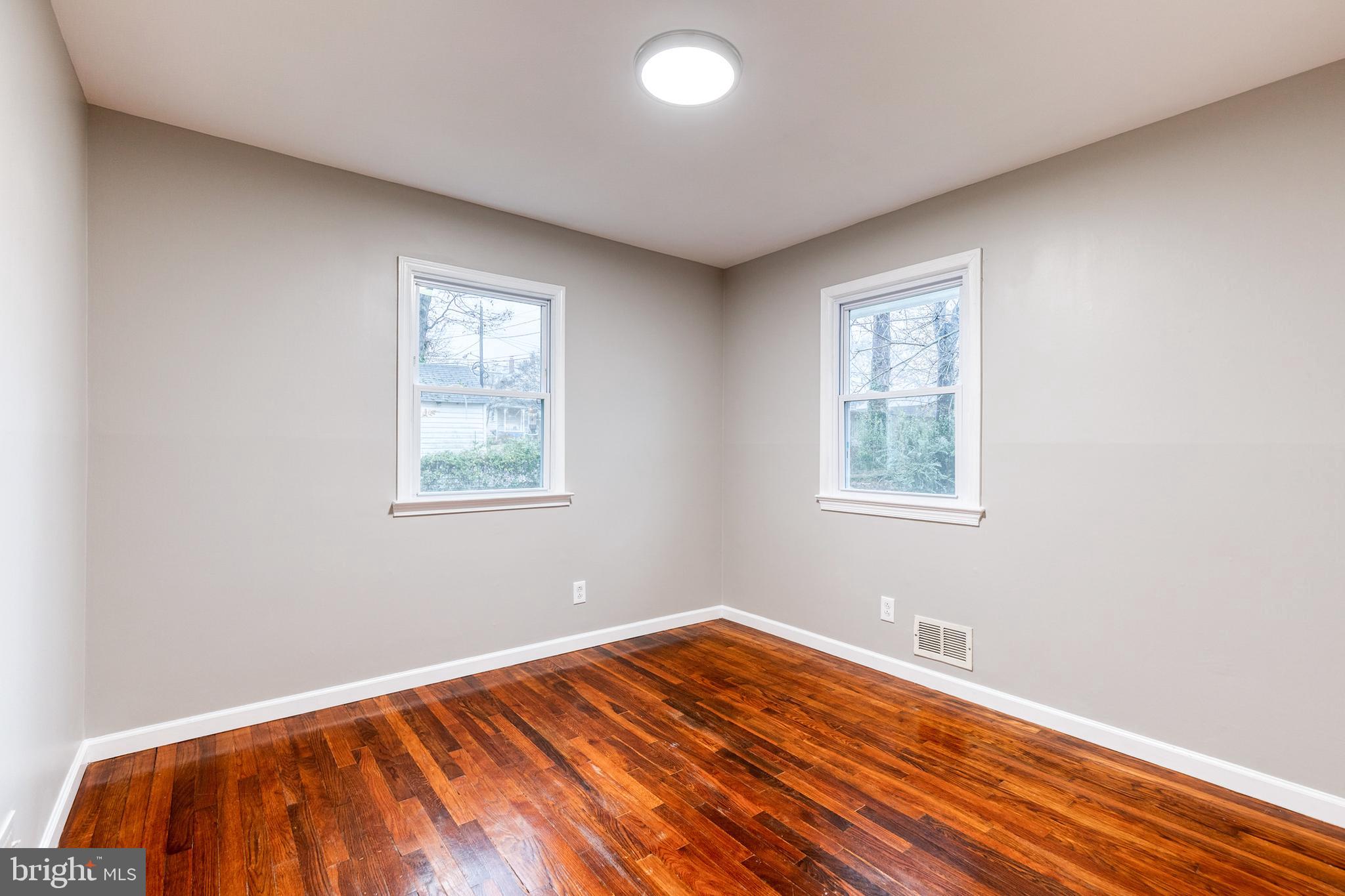 DANIELS PARK - Residential