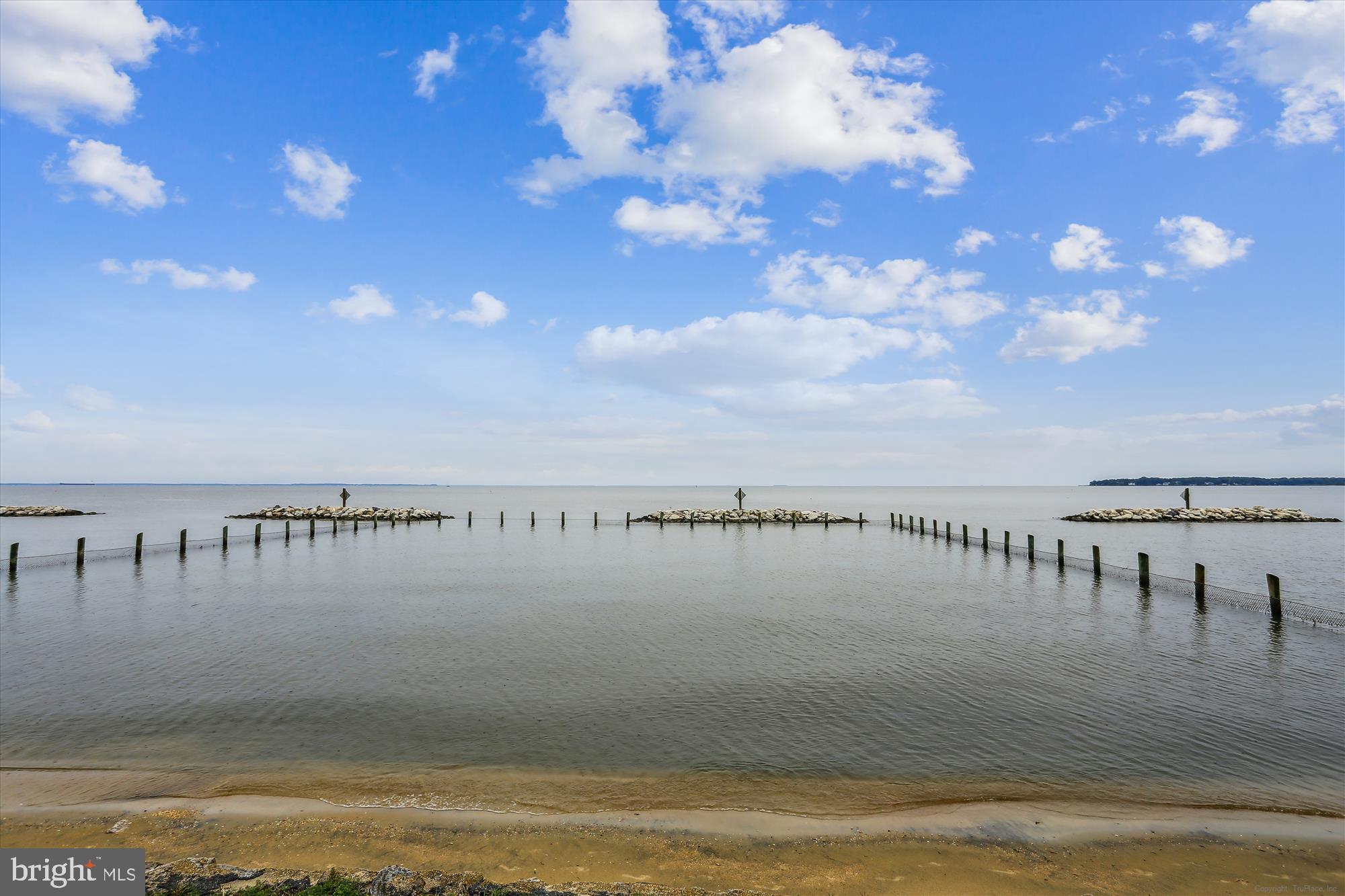 BEVERLEY BEACH - Residential