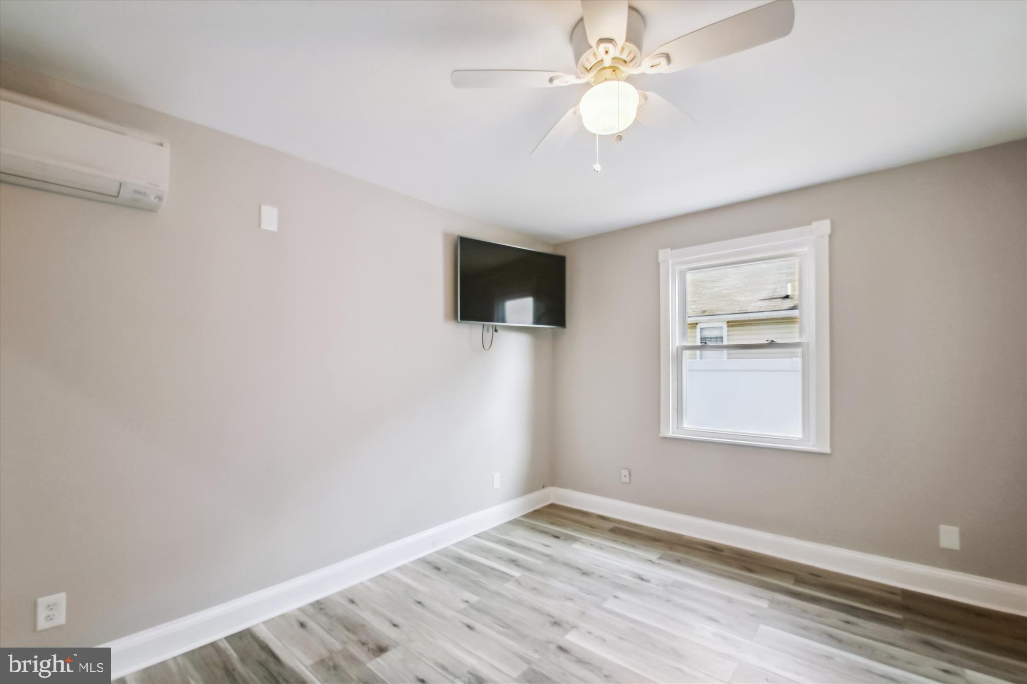 BEVERLEY BEACH - Residential