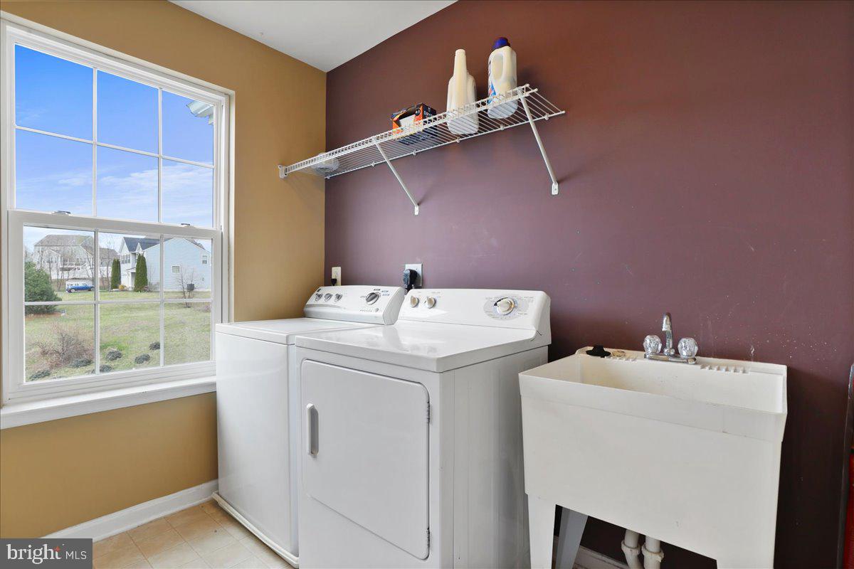 SHERIDAN ESTATES - Residential