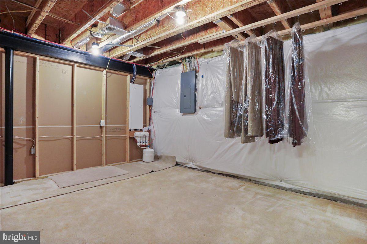 SHERIDAN ESTATES - Residential