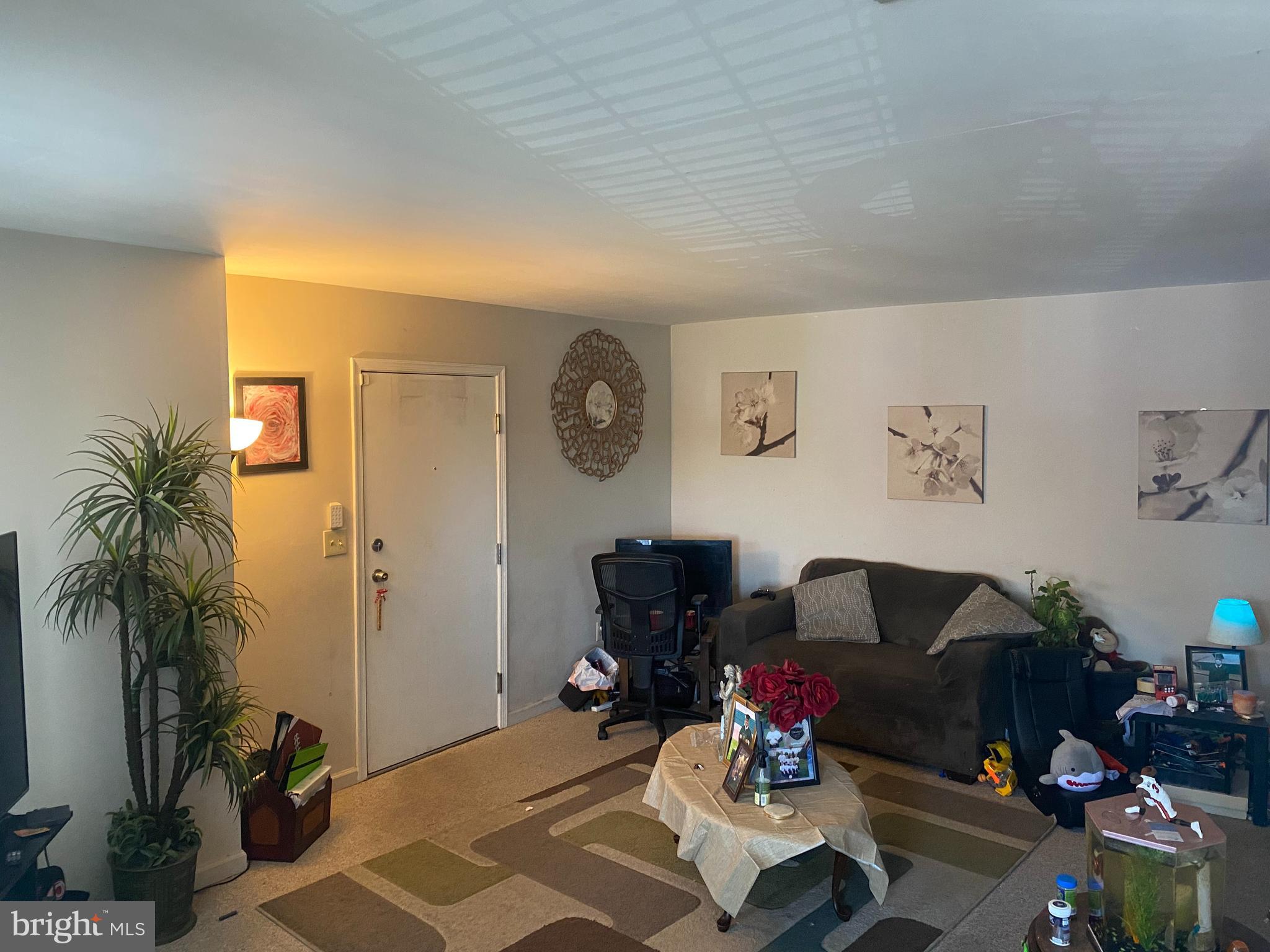 PORTLAND COURT - Residential