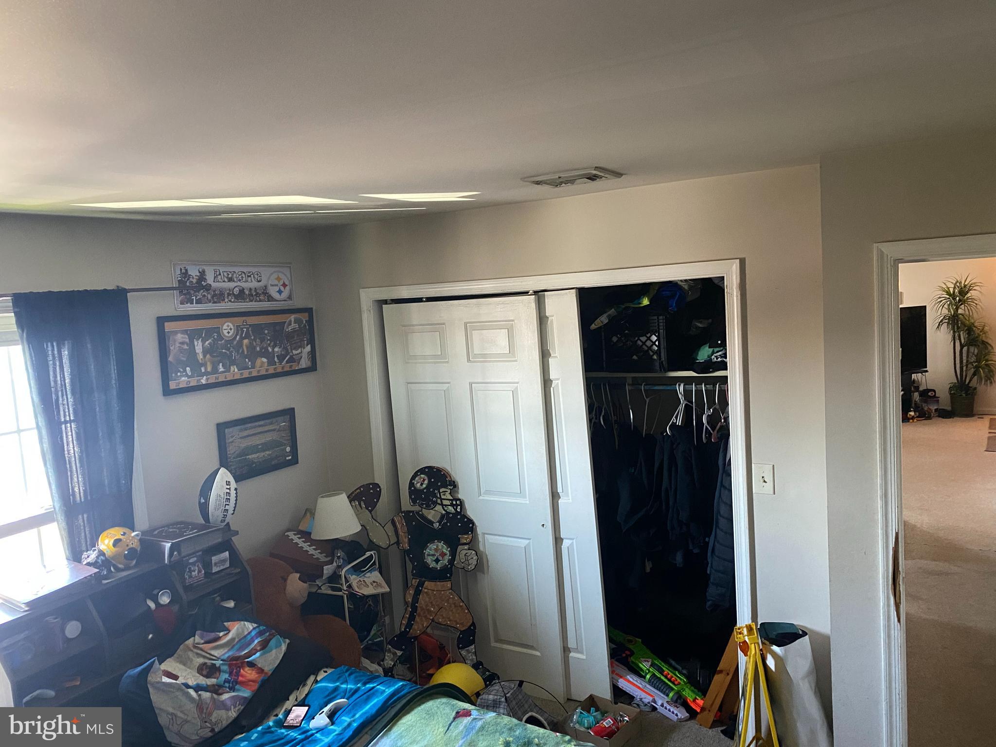 PORTLAND COURT - Residential