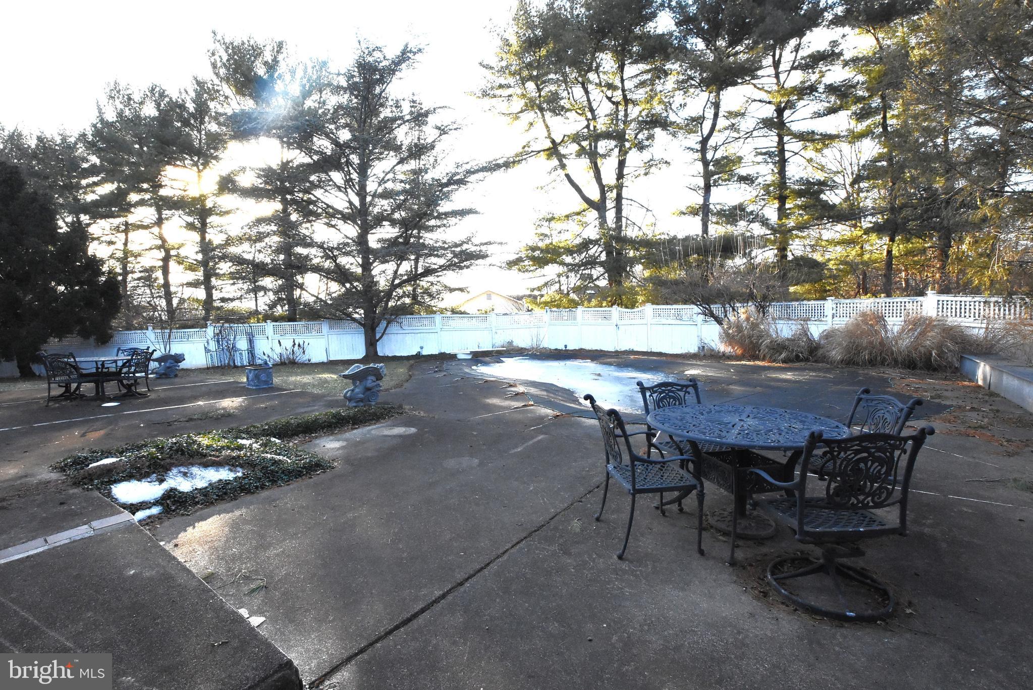 BROOKHAVEN - Residential