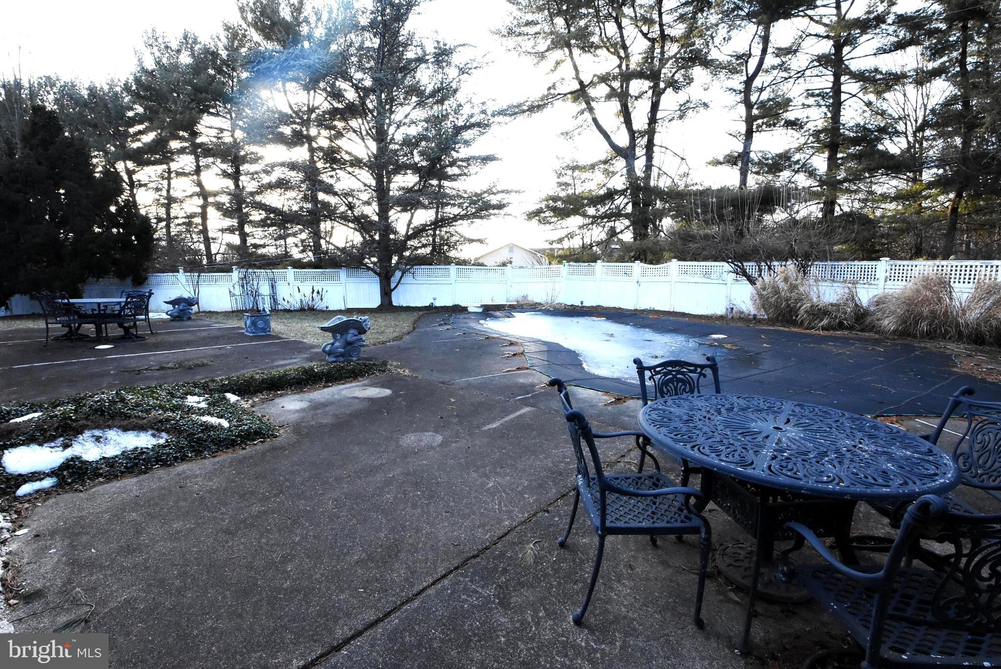 BROOKHAVEN - Residential