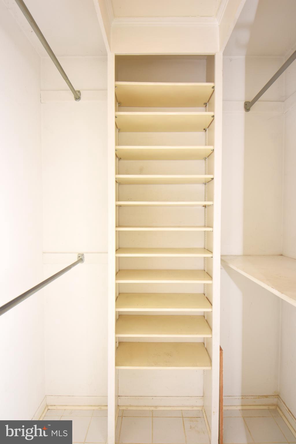 BROOKHAVEN - Residential