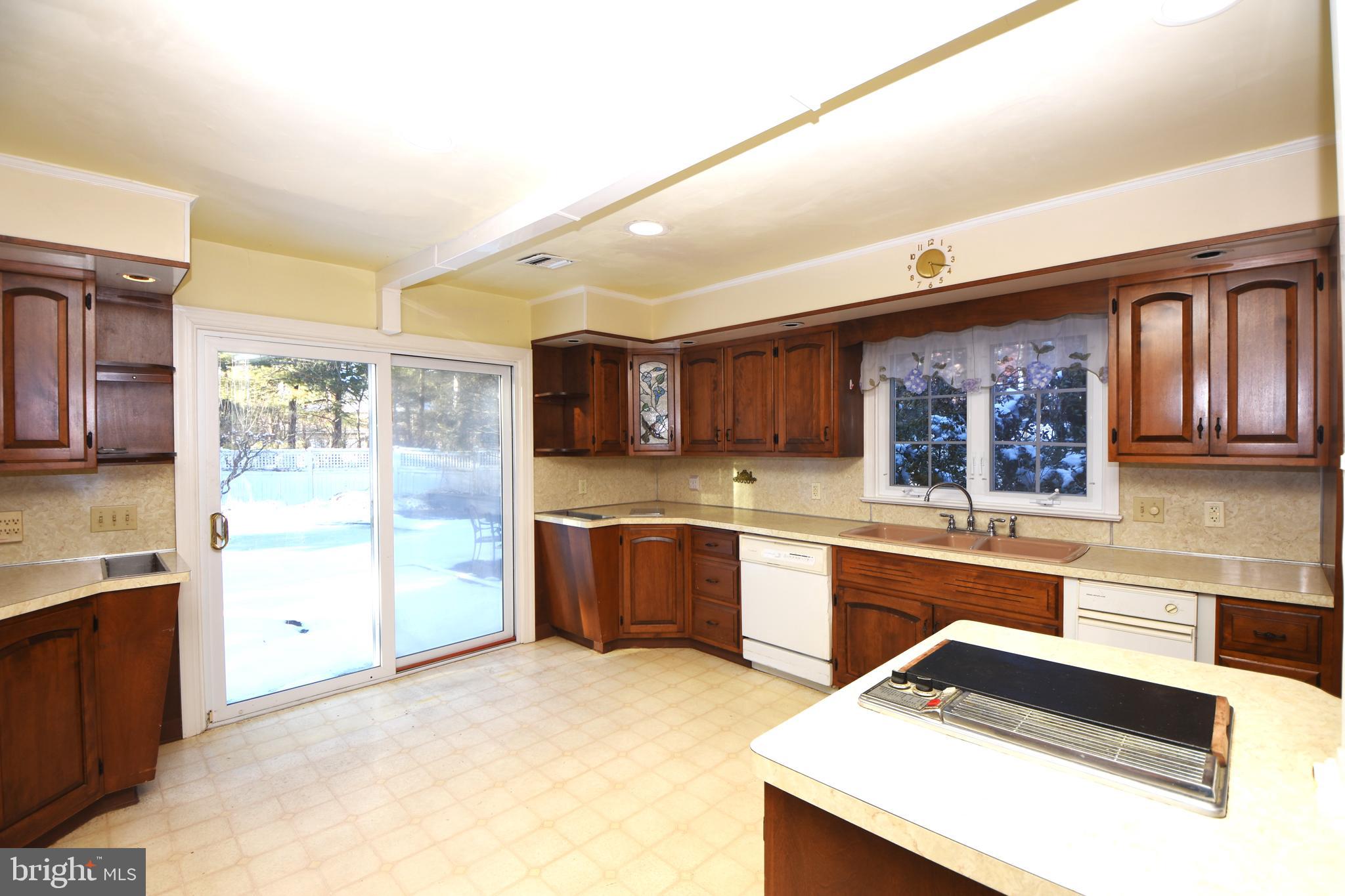 BROOKHAVEN - Residential