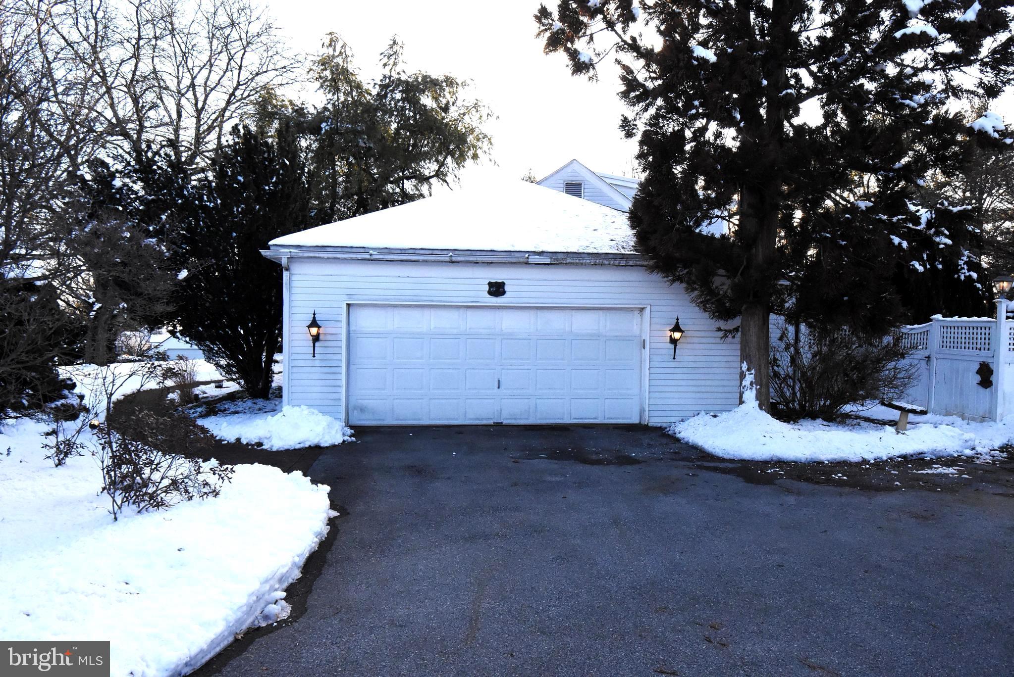 BROOKHAVEN - Residential