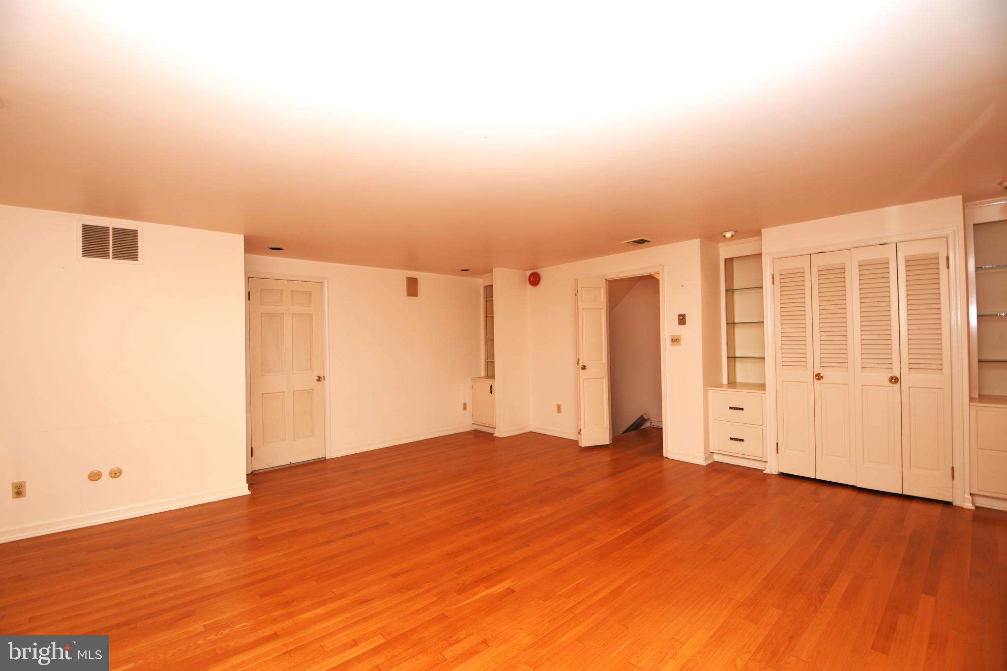 BROOKHAVEN - Residential