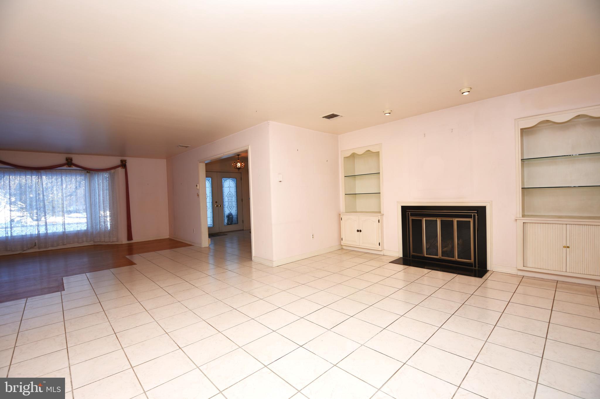 BROOKHAVEN - Residential